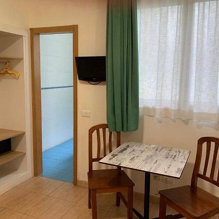 Apartamentos Tinoca Лас-Пальмас-де-Гран-Канарія Екстер'єр фото