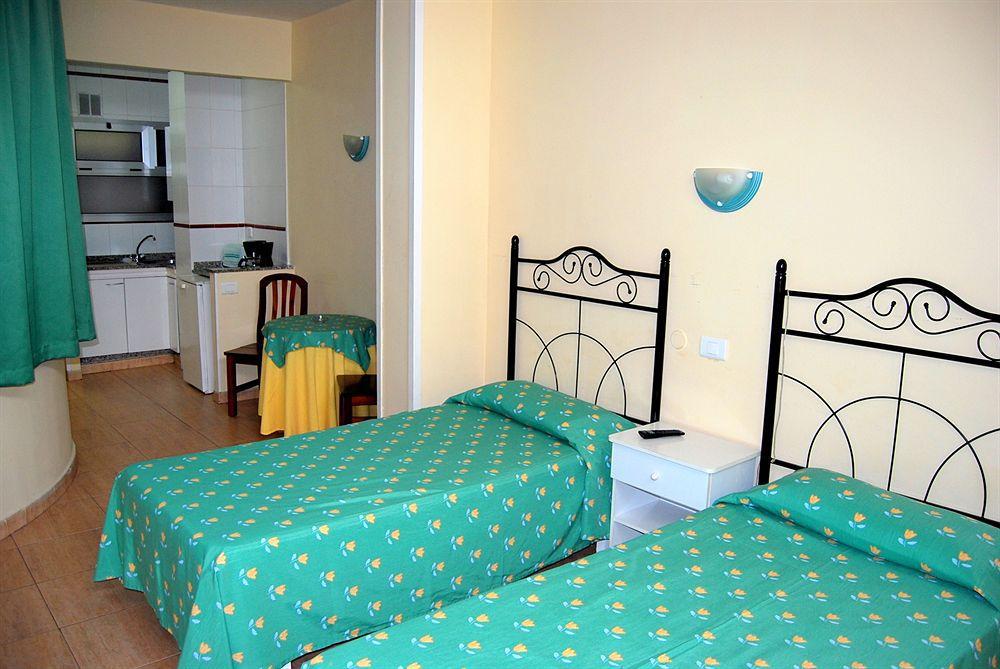 Apartamentos Tinoca Лас-Пальмас-де-Гран-Канарія Екстер'єр фото