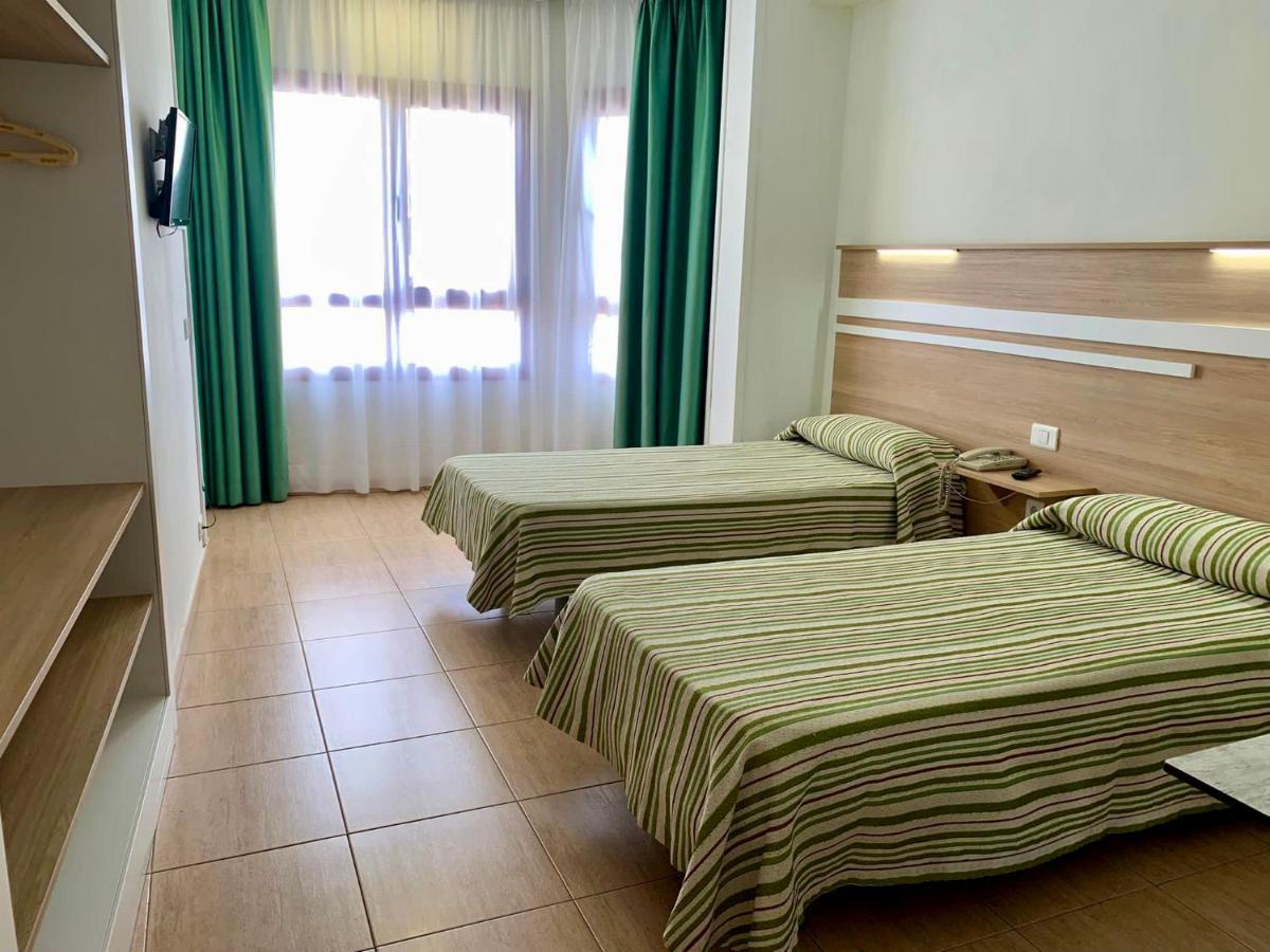 Apartamentos Tinoca Лас-Пальмас-де-Гран-Канарія Екстер'єр фото