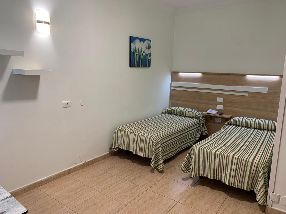 Apartamentos Tinoca Лас-Пальмас-де-Гран-Канарія Екстер'єр фото