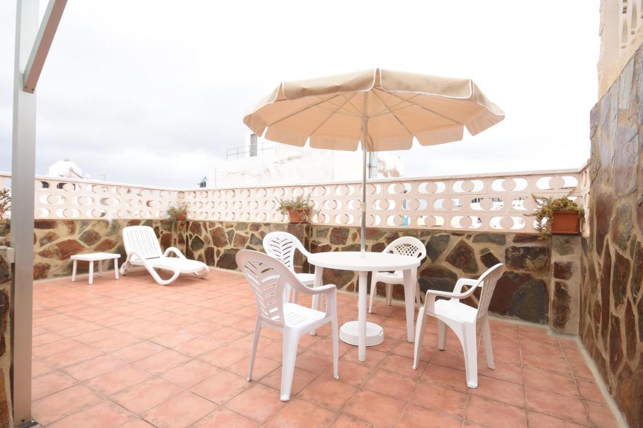 Apartamentos Tinoca Лас-Пальмас-де-Гран-Канарія Екстер'єр фото